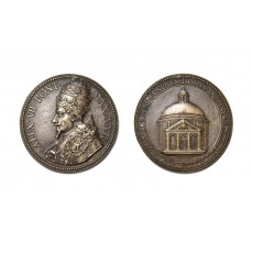 Medal by Gioacchino Francesco Travani after a design by Gian Lorenzo Bernini (67 mm)
